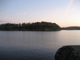 Muikkua nuottaamassa hissun kanssa